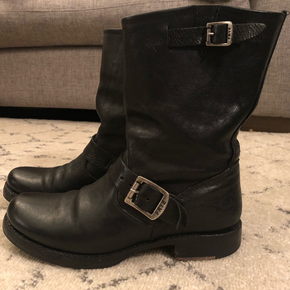 Women’s Frye Veronica boot size 8